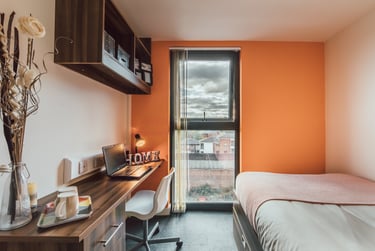 Classic En Suite at Lomax Halls, 17 Hill Street, Stoke, ST41NL - Image 1